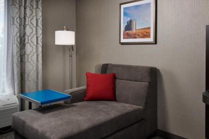 Hampton Inn Bartlesville - image 11