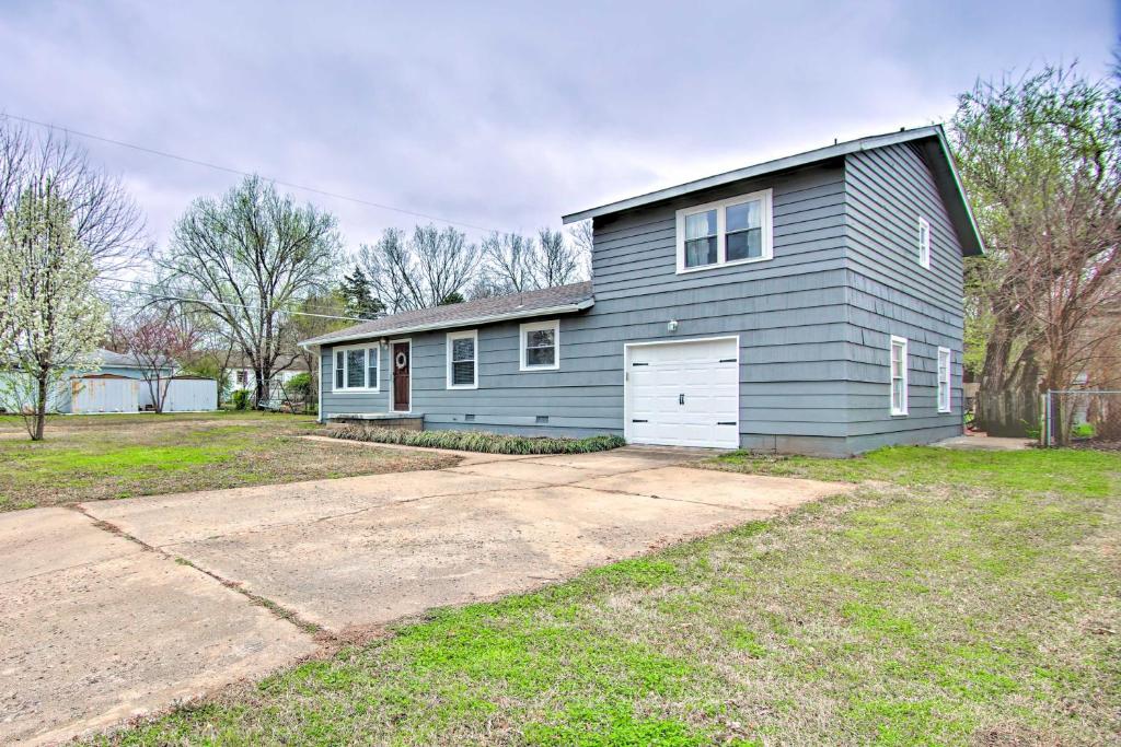 Beautiful Bartlesville Home with Game Room! - image 2