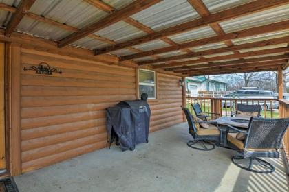 Bartlesville Cabin with Pool Hot Tub and Trampoline! - image 10