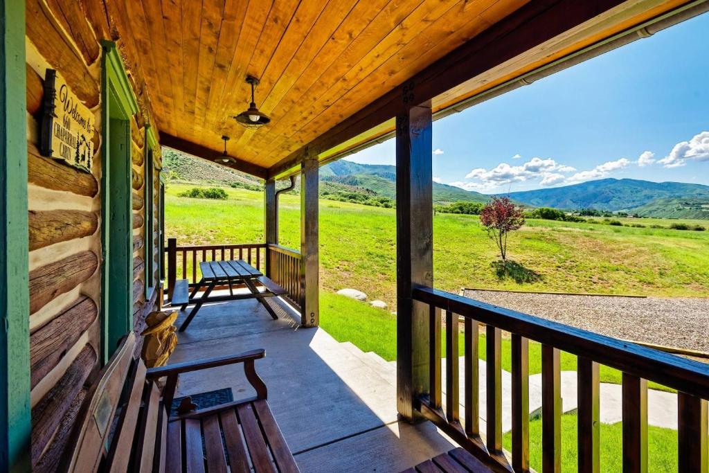 Chaparral Aspen Ranch Cabin - image 4