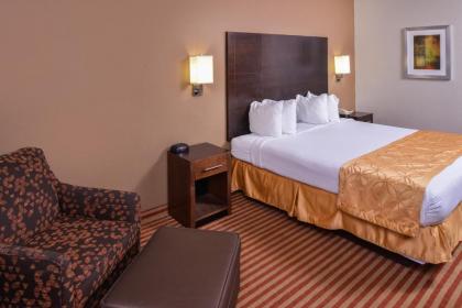 Americas Best Value Inn & Suites Bastrop - image 12