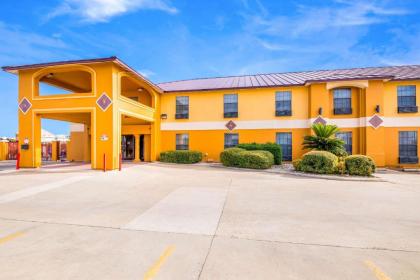 Quality Inn Bastrop - image 11