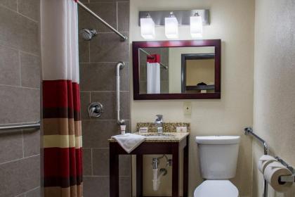 Red Roof Inn Batavia - image 3