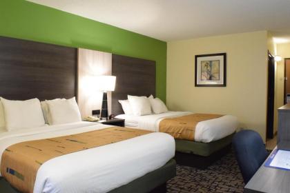 Best Western Crown Inn & Suites - Batavia - image 2