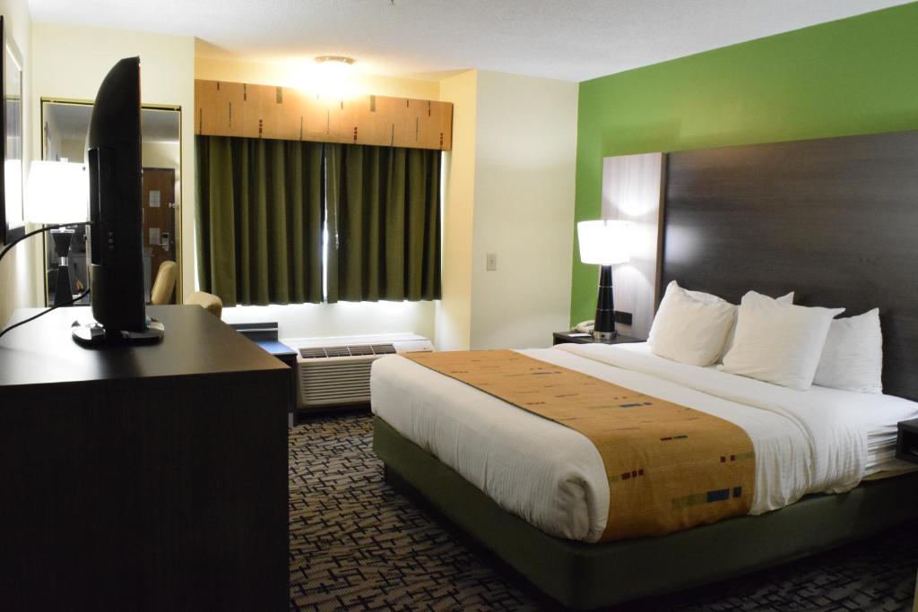 Best Western Crown Inn & Suites - Batavia - image 5