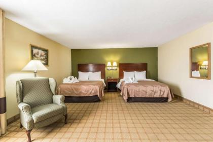 Quality Inn I-74 Batesville - image 4