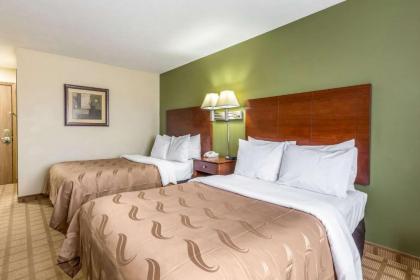 Quality Inn I-74 Batesville - image 7