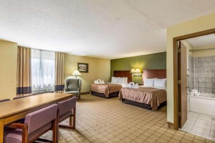 Quality Inn I-74 Batesville - image 9