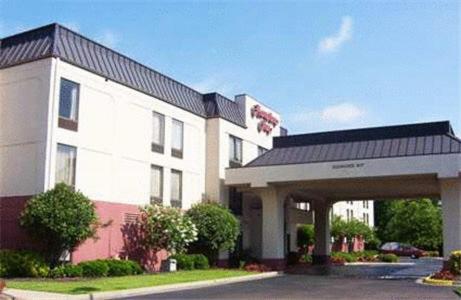 Hampton Inn Batesville - main image