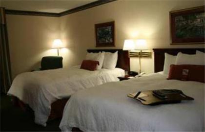 Hampton Inn Batesville - image 10