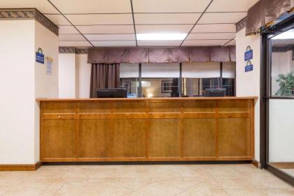 Days Inn by Wyndham Batesville - image 3