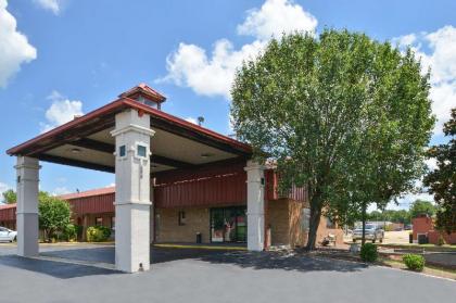 America's Best Value Inn - Batesville - image 13