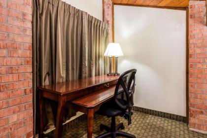 Quality Inn Batesville - image 15