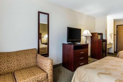 Quality Inn Batesville - image 4