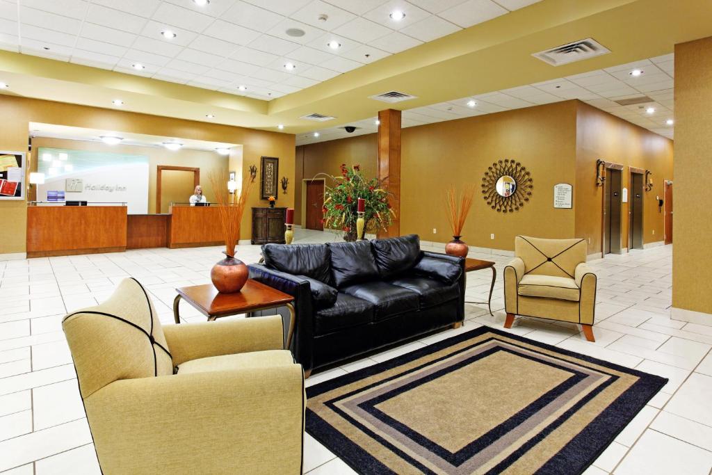 Holiday Inn Hotels Batesville an IHG Hotel - image 7