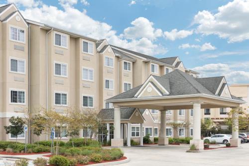 Microtel Inn and Suites Baton Rouge Airport - image 5