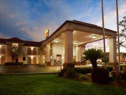 Super 8 by Wyndham Baton Rouge/I-12 - image 2