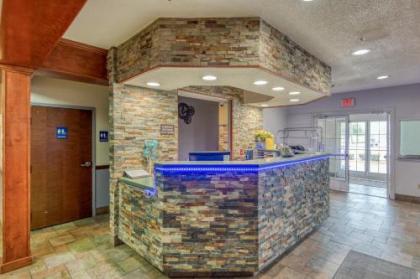 Trident Inn & Suites Baton Rouge - image 4