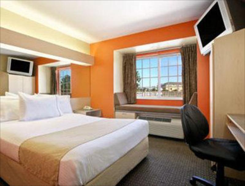 Microtel Inn & Suites By Wyndham Baton Rouge - image 3