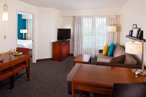 Residence Inn Baton Rouge Siegen - image 3