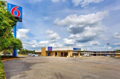 Motel 6 Baton Rouge Southeast - image 3