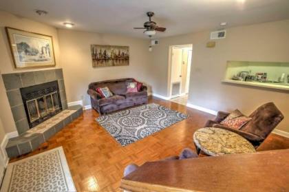 Baton Rouge Townhome with Pool Access - 7 Mi to LSU! - image 3