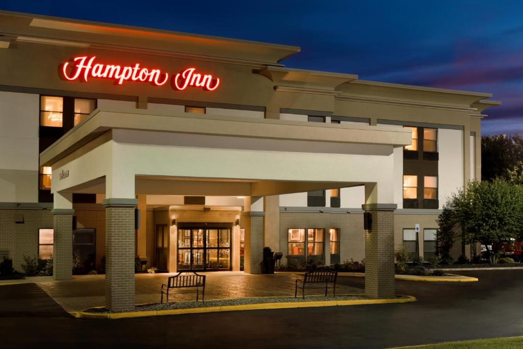 Hampton Inn Battle Creek - main image