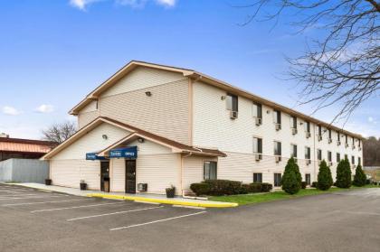 Travelodge by Wyndham Battle Creek - image 12