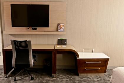 Courtyard by Marriott Battle Creek - image 15