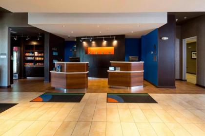 Courtyard by Marriott Battle Creek - image 7