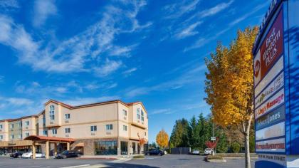 Best Western Plus Battleground Inn  Suites Battle Ground