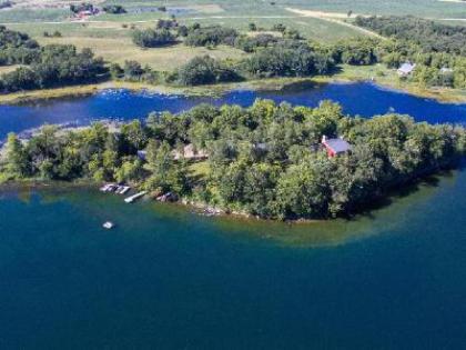 the Hideaway at Xanadu Island Battle Lake 