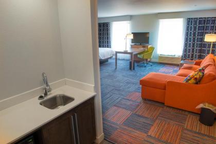 Hampton Inn & Suites Bay City - image 14