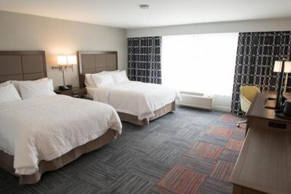 Hampton Inn & Suites Bay City - image 15