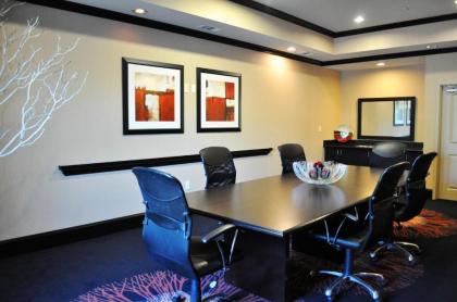 Hampton Inn & Suites Bay City - image 20