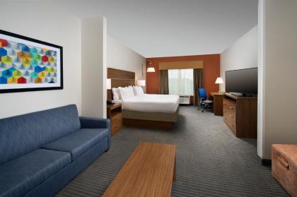 Holiday Inn Express & Suites Bay City an IHG Hotel - image 9