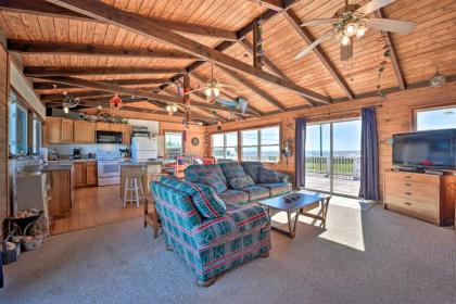 Oceanfront Sargent Beach Home with Dock! - image 15