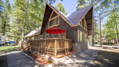 The Spruce Loft Apartment - image 9