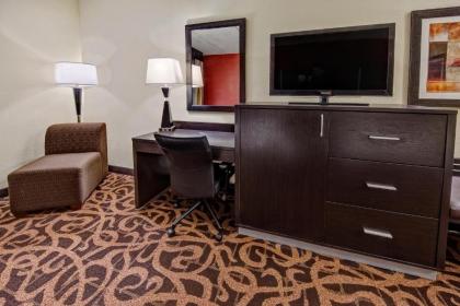 Hampton Inn Houston Baytown - image 5