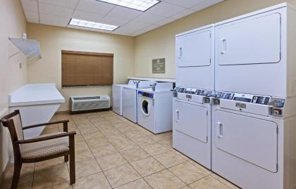 Candlewood Suites Baytown an IHG Hotel - image 3