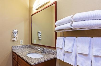 Candlewood Suites Baytown an IHG Hotel - image 6