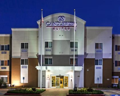 Candlewood Suites Baytown an IHG Hotel - image 9