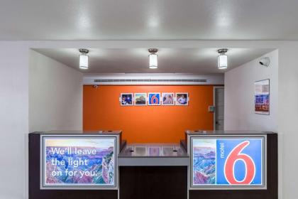 Motel 6-Baytown TX - Garth Rd - image 5