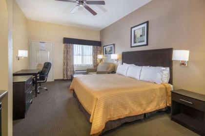 Days Inn by Wyndham Baytown East - image 11