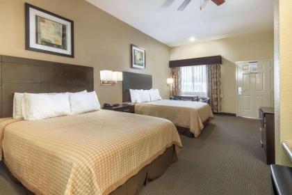 Days Inn by Wyndham Baytown East - image 13