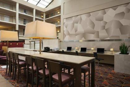 Embassy Suites Cleveland - Beachwood - image 13