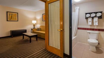 Best Western Plus Newark/Christiana Inn - image 7