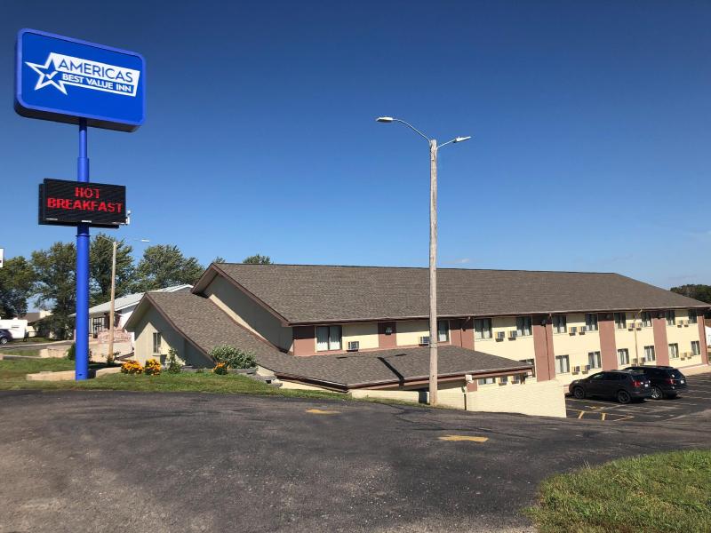 Americas Best Value Inn Beatrice - main image