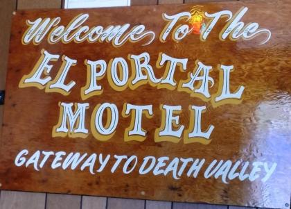 El Portal Motel - image 9