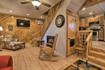 Beattyville Cabin with Decks-by Red River Gorge! - image 12